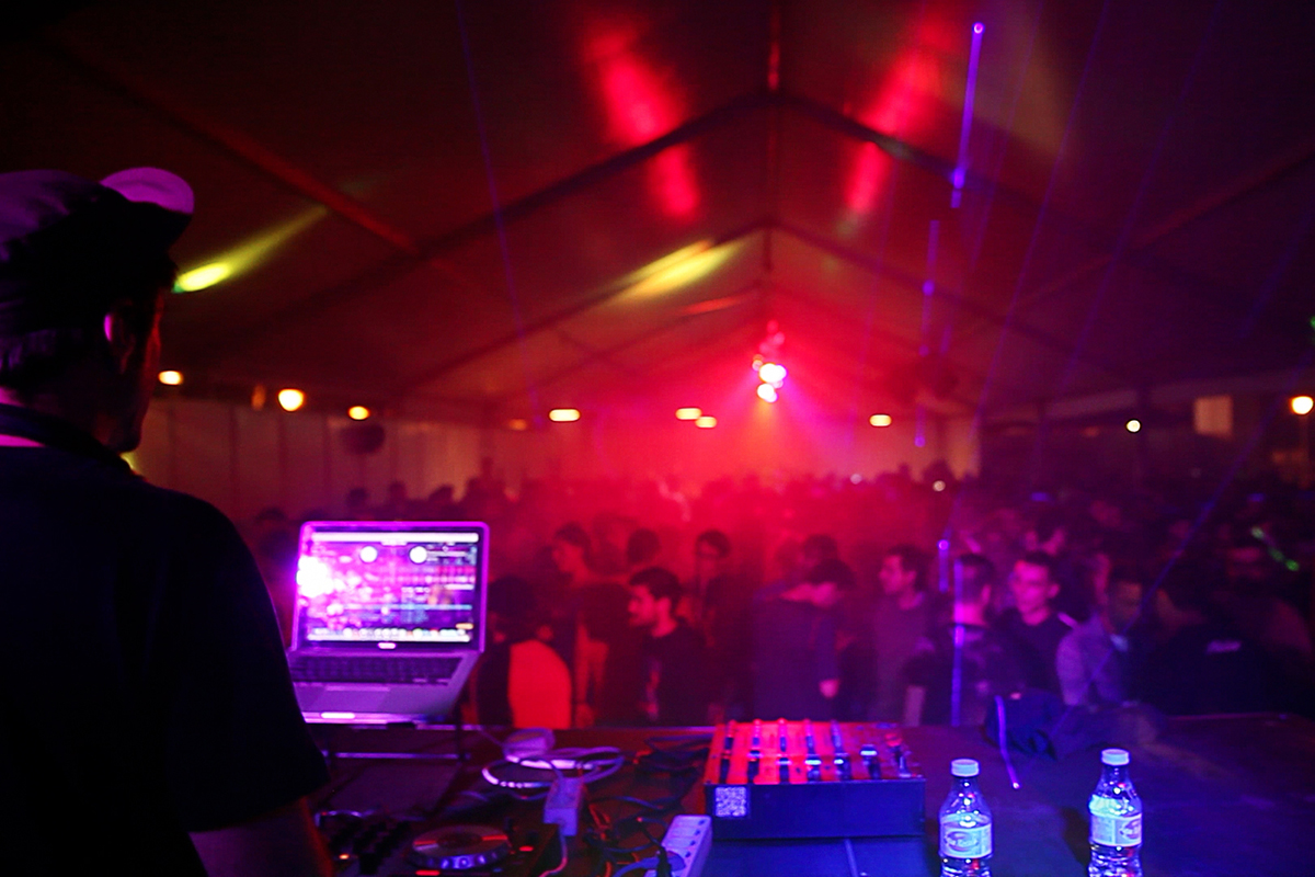 Dj / Cobarro